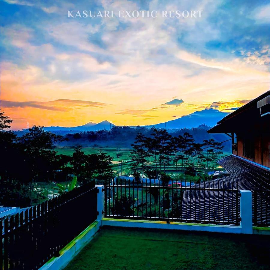 Kasuari Exotic Resort Magelang Kültér fotó