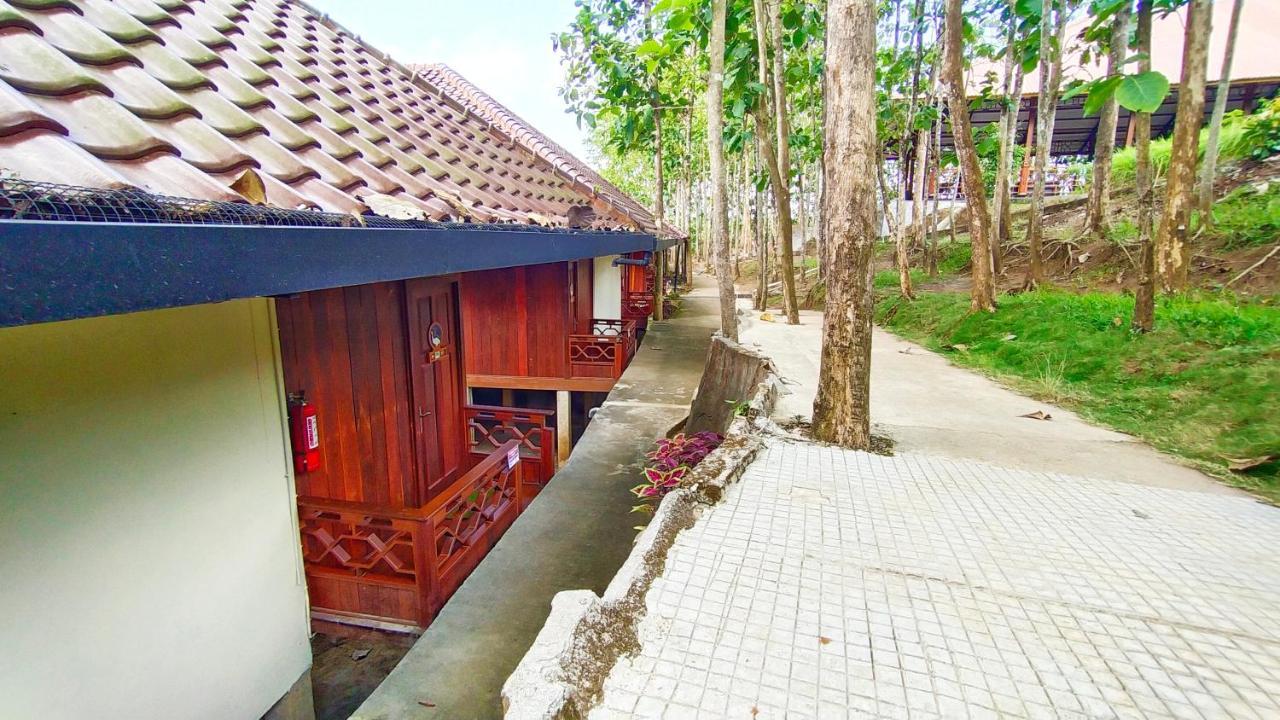 Kasuari Exotic Resort Magelang Kültér fotó